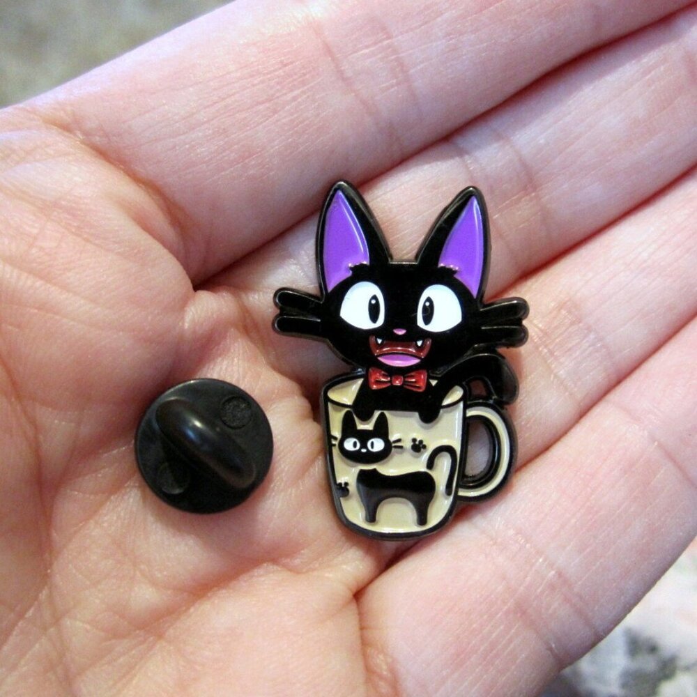 Jiji Cat in Coffee Cup Pin Black Cat~Hard Enamel